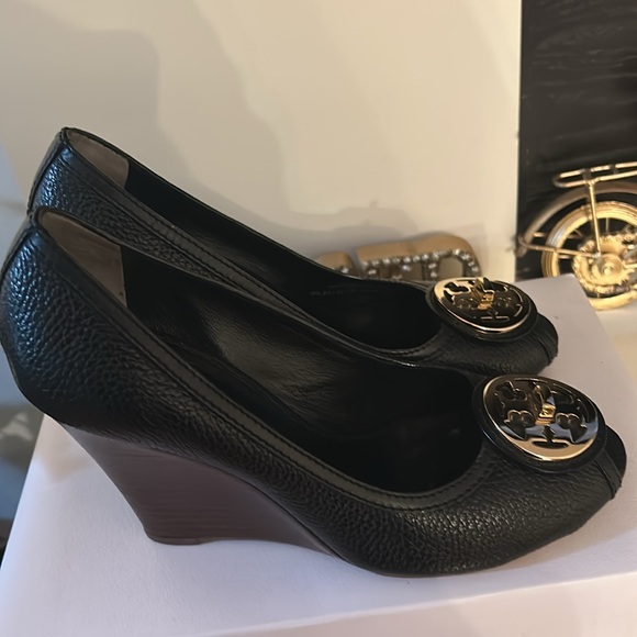 Tory Burch Black Peep Toe Pumps - Picture 8 of 11